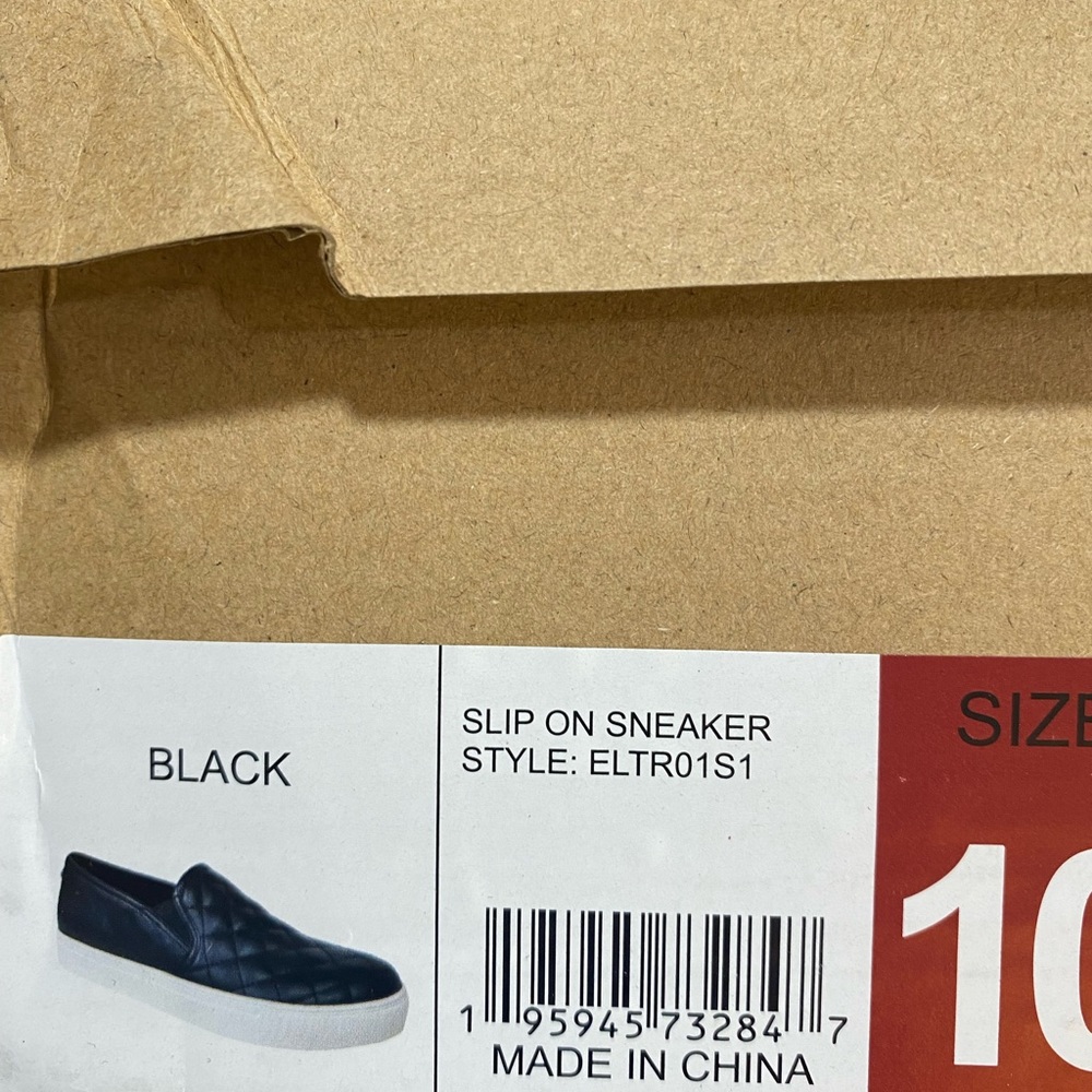 Steve Madden Slip On Sneakers NWT - Picture 8 of 8